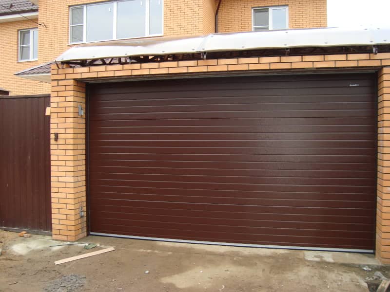 Секционные ворота DoorHan в Йошкар-Оле с установкой